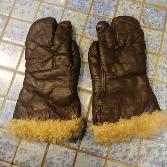 Authentic WW2 aviator gloves - Picture 2 of 4